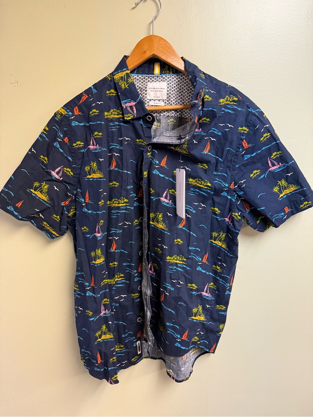 Denim & Flower Navy Short-Sleeve Island & Sailboat Print Button-Down Shirt
